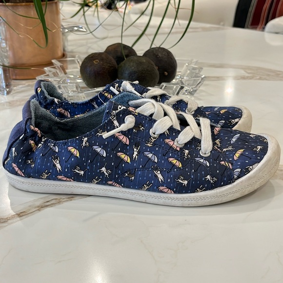 VGUC Bobs from Sketchers memory foam Beach Bingo Puddle Pals cats & dogs print - Picture 3 of 10